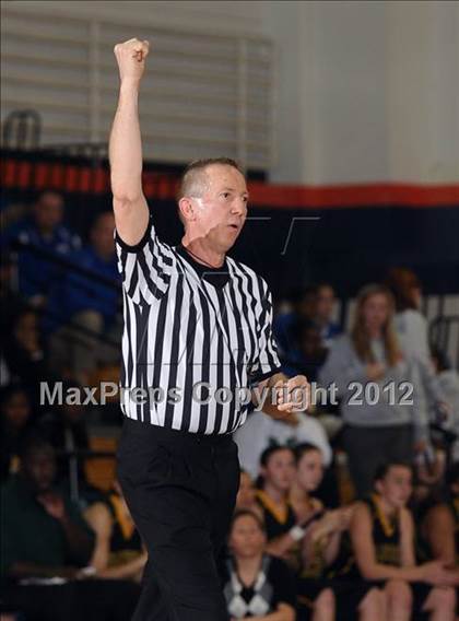 Thumbnail 3 in Vanden vs. Sacramento (CIF SJS D3 Playoffs) photogallery.