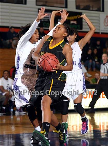 Thumbnail 1 in Vanden vs. Sacramento (CIF SJS D3 Playoffs) photogallery.