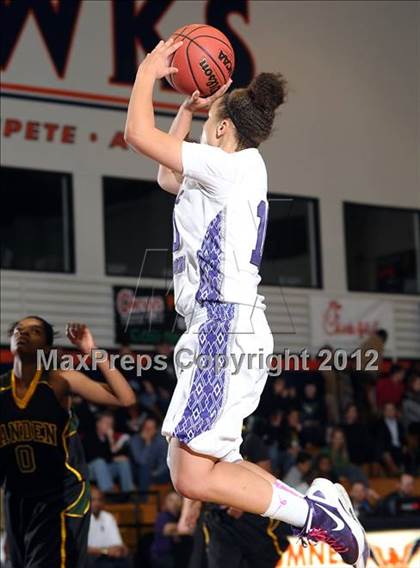 Thumbnail 2 in Vanden vs. Sacramento (CIF SJS D3 Playoffs) photogallery.