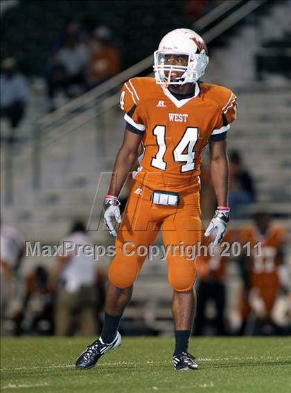 Thumbnail 2 in Waxahachie @ West Mesquite photogallery.