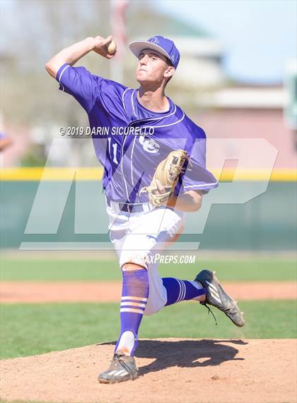 Thumbnail 3 in Perry vs. Queen Creek (Bob Everett Classic) photogallery.
