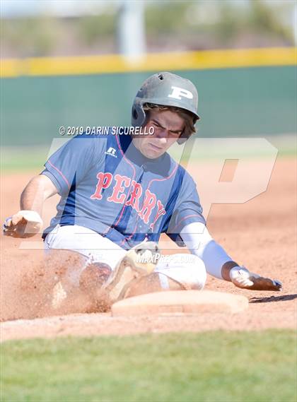 Thumbnail 1 in Perry vs. Queen Creek (Bob Everett Classic) photogallery.