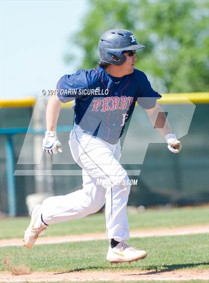 Thumbnail 2 in Perry vs. Queen Creek (Bob Everett Classic) photogallery.
