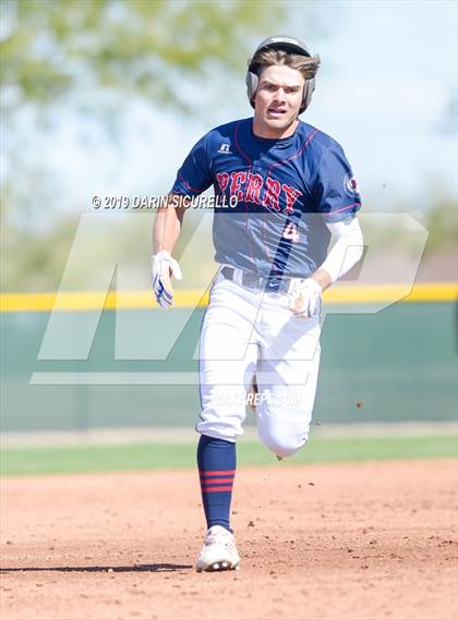 Thumbnail 1 in Perry vs. Queen Creek (Bob Everett Classic) photogallery.