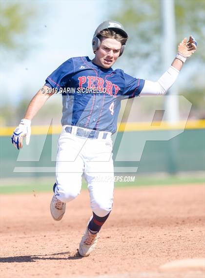 Thumbnail 3 in Perry vs. Queen Creek (Bob Everett Classic) photogallery.
