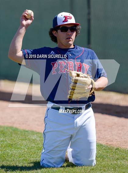Thumbnail 1 in Perry vs. Queen Creek (Bob Everett Classic) photogallery.