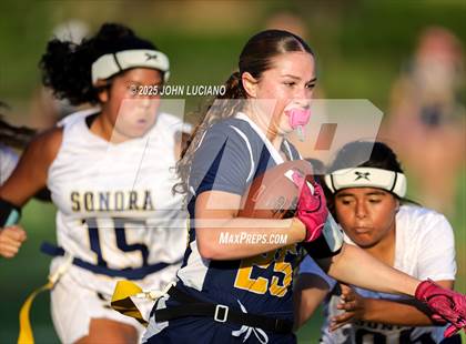 Thumbnail 2 in Crean Lutheran vs. Sonora photogallery.