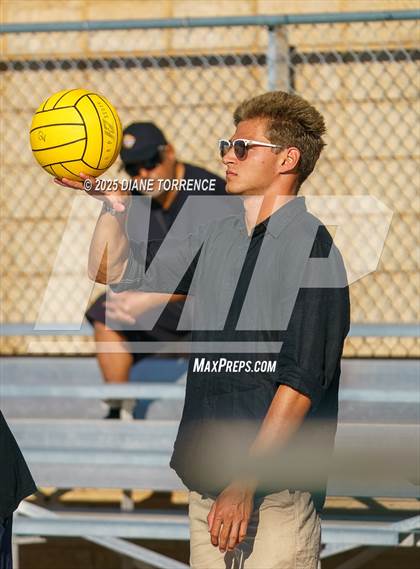 Thumbnail 2 in Segerstrom vs. Ocean View photogallery.