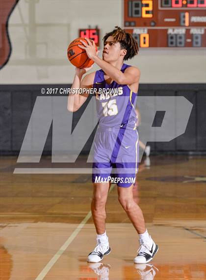 Thumbnail 1 in Deer Park vs Richardson (McDonald's Texas Invitational) photogallery.