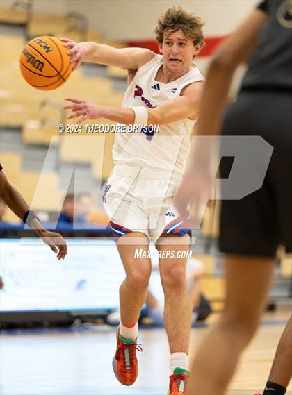 Thumbnail 2 in Springfield @ Page (Music City Hoopfest) photogallery.