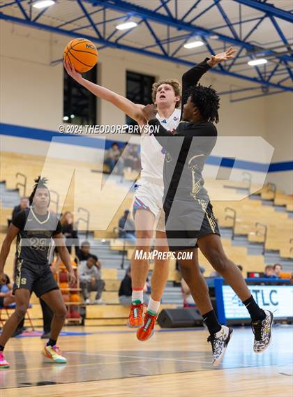 Thumbnail 2 in Springfield @ Page (Music City Hoopfest) photogallery.