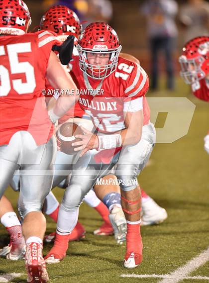 Thumbnail 3 in Edgewood vs. Holliday (UIL 3A Division 2 Region 2 Area Playoff) photogallery.