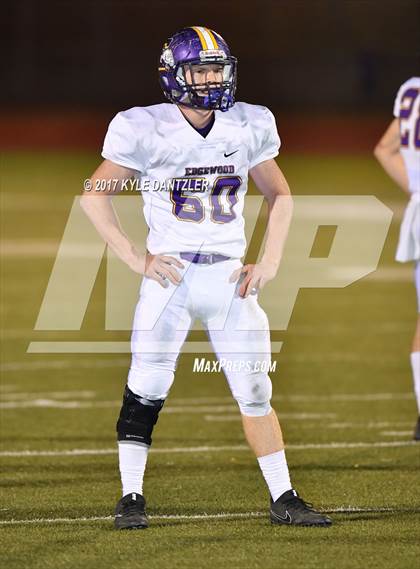 Thumbnail 1 in Edgewood vs. Holliday (UIL 3A Division 2 Region 2 Area Playoff) photogallery.