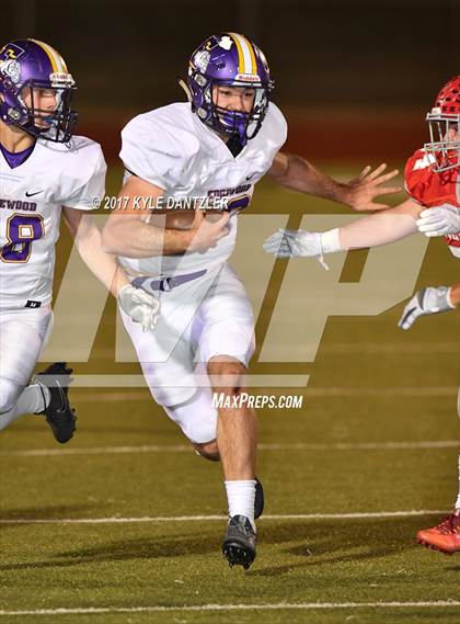 Thumbnail 3 in Edgewood vs. Holliday (UIL 3A Division 2 Region 2 Area Playoff) photogallery.