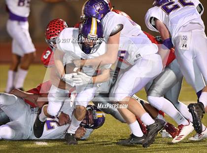 Thumbnail 1 in Edgewood vs. Holliday (UIL 3A Division 2 Region 2 Area Playoff) photogallery.