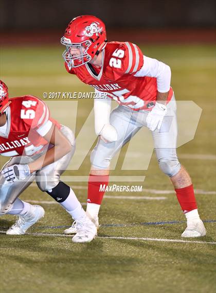 Thumbnail 2 in Edgewood vs. Holliday (UIL 3A Division 2 Region 2 Area Playoff) photogallery.