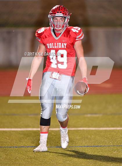 Thumbnail 1 in Edgewood vs. Holliday (UIL 3A Division 2 Region 2 Area Playoff) photogallery.