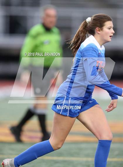 Thumbnail 1 in Tolland vs. Farmington (CIAC Girls Class L Final) photogallery.