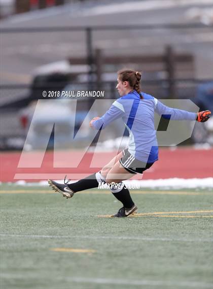 Thumbnail 3 in Tolland vs. Farmington (CIAC Girls Class L Final) photogallery.
