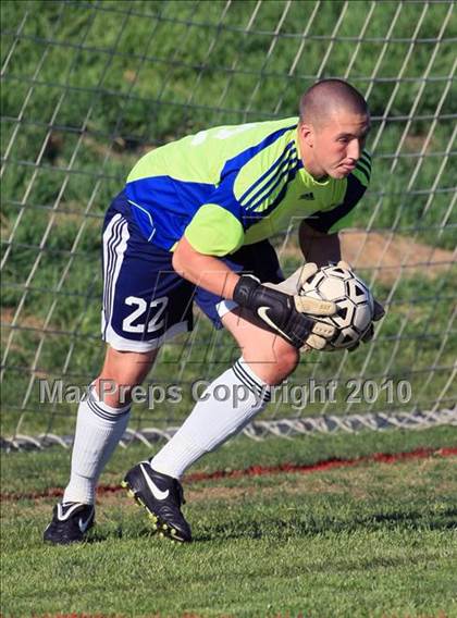 Thumbnail 2 in Gallatin vs Notre Dame (Bearden Invitational Tournament) photogallery.