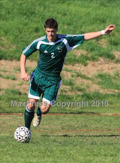 Thumbnail 3 in Gallatin vs Notre Dame (Bearden Invitational Tournament) photogallery.