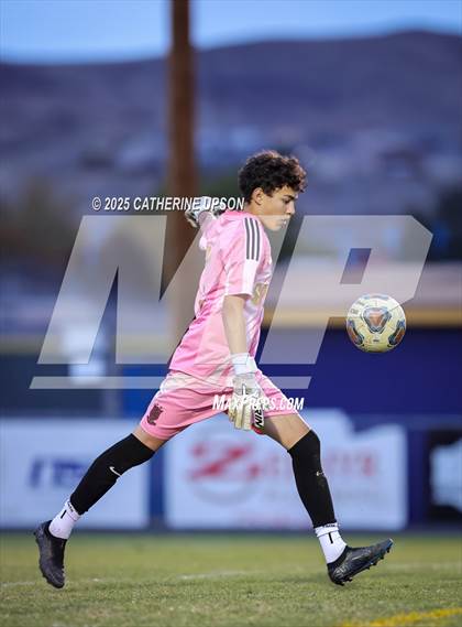 Thumbnail 1 in JV: Sparks @ Reed photogallery.