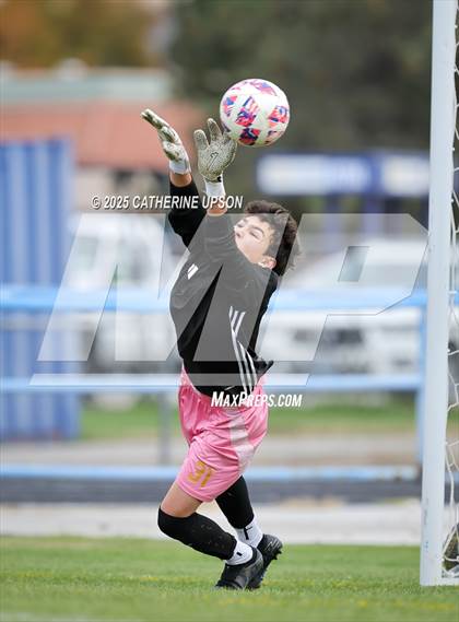 Thumbnail 2 in JV: Sparks @ Reed photogallery.