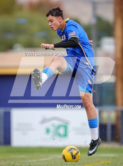 Thumbnail 2 in JV: Sparks @ Reed photogallery.