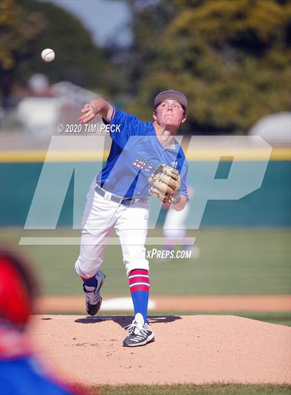 Thumbnail 1 in Villa Park @ Los Alamitos photogallery.