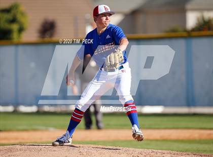 Thumbnail 1 in Villa Park @ Los Alamitos photogallery.