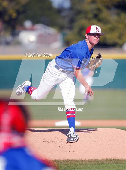 Thumbnail 2 in Villa Park @ Los Alamitos photogallery.