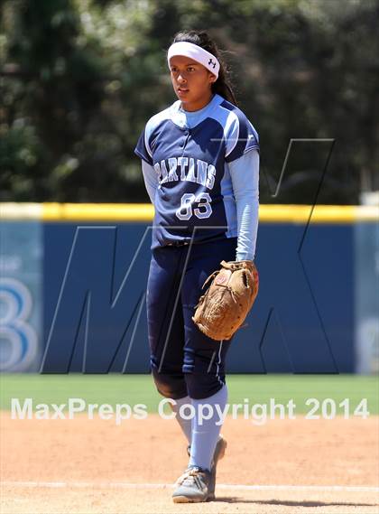 Thumbnail 3 in Sylmar vs. Westchester (CIF L.A. City Section D2 Final) photogallery.