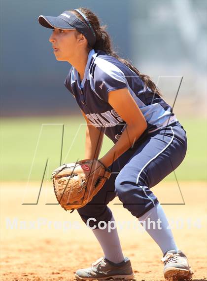 Thumbnail 2 in Sylmar vs. Westchester (CIF L.A. City Section D2 Final) photogallery.