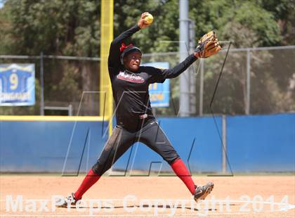 Thumbnail 2 in Sylmar vs. Westchester (CIF L.A. City Section D2 Final) photogallery.