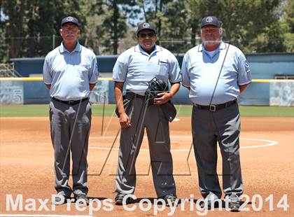 Thumbnail 3 in Sylmar vs. Westchester (CIF L.A. City Section D2 Final) photogallery.