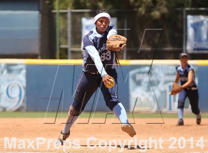 Thumbnail 2 in Sylmar vs. Westchester (CIF L.A. City Section D2 Final) photogallery.