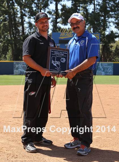 Thumbnail 2 in Sylmar vs. Westchester (CIF L.A. City Section D2 Final) photogallery.