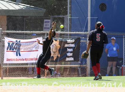Thumbnail 1 in Sylmar vs. Westchester (CIF L.A. City Section D2 Final) photogallery.