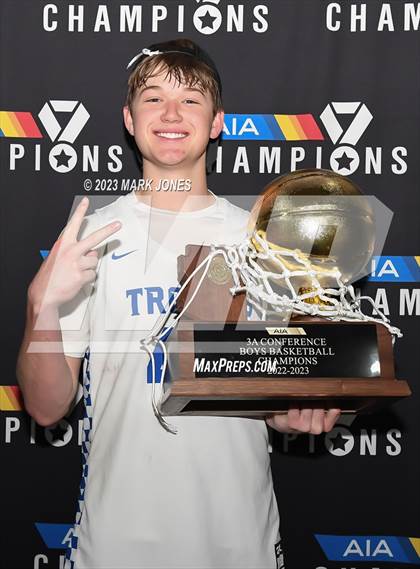 Thumbnail 1 in Monument Valley vs. Valley Christian (AIA 3A Final Awards) photogallery.