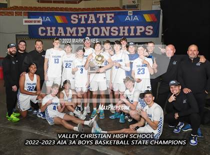 Thumbnail 3 in Monument Valley vs. Valley Christian (AIA 3A Final Awards) photogallery.
