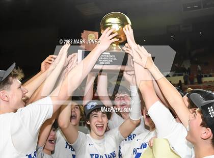 Thumbnail 3 in Monument Valley vs. Valley Christian (AIA 3A Final Awards) photogallery.