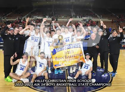 Thumbnail 3 in Monument Valley vs. Valley Christian (AIA 3A Final Awards) photogallery.