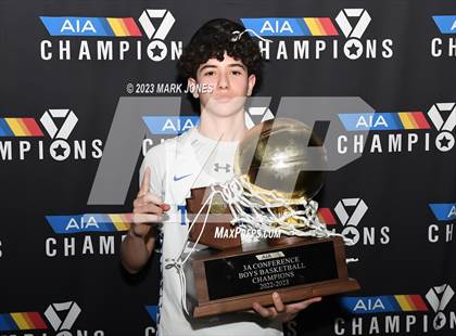 Thumbnail 2 in Monument Valley vs. Valley Christian (AIA 3A Final Awards) photogallery.