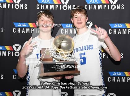 Thumbnail 2 in Monument Valley vs. Valley Christian (AIA 3A Final Awards) photogallery.