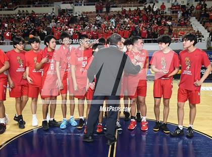 Thumbnail 1 in Monument Valley vs. Valley Christian (AIA 3A Final Awards) photogallery.