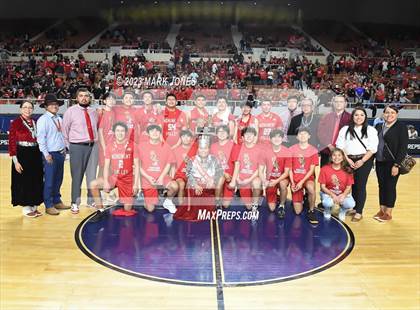 Thumbnail 3 in Monument Valley vs. Valley Christian (AIA 3A Final Awards) photogallery.