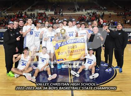 Thumbnail 2 in Monument Valley vs. Valley Christian (AIA 3A Final Awards) photogallery.