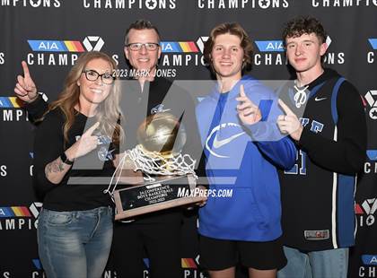 Thumbnail 1 in Monument Valley vs. Valley Christian (AIA 3A Final Awards) photogallery.
