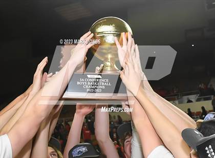 Thumbnail 2 in Monument Valley vs. Valley Christian (AIA 3A Final Awards) photogallery.