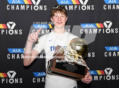 Thumbnail 2 in Monument Valley vs. Valley Christian (AIA 3A Final Awards) photogallery.